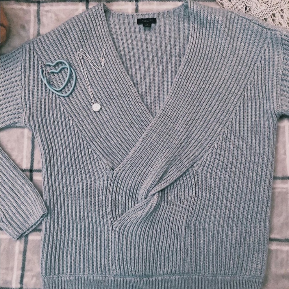 Ann Taylor Gray Cable braid Sweater